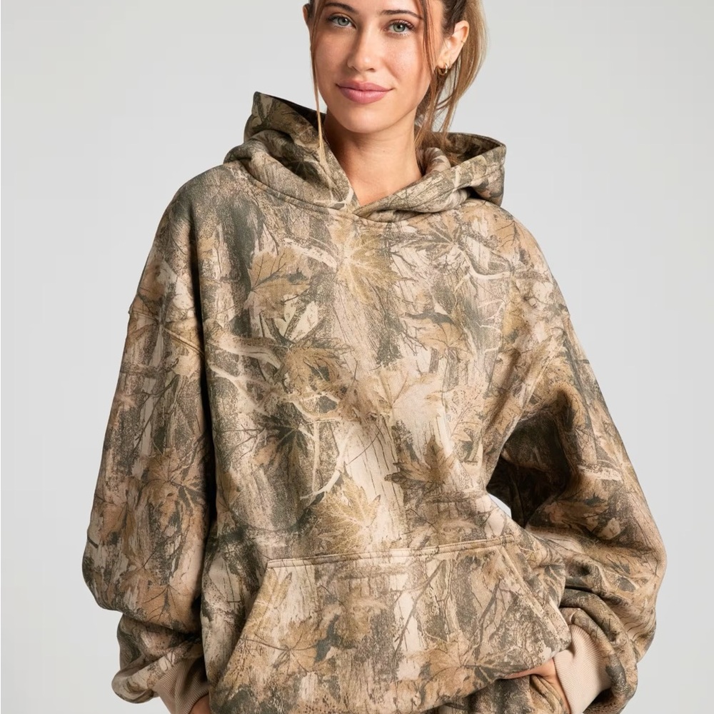 Comfrt Camo Hoodie NEW
